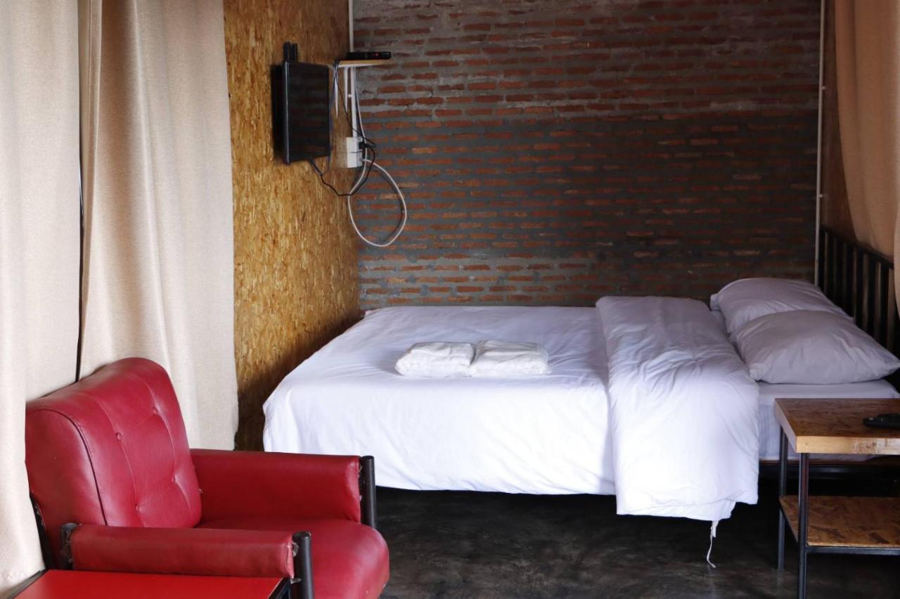 Smile Box Coffee & Resort Nong Hin Ngoại thất bức ảnh