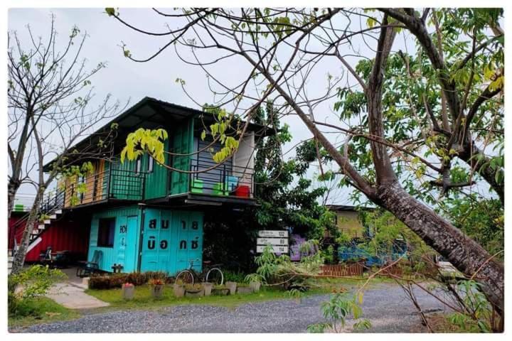 Smile Box Coffee & Resort Nong Hin Ngoại thất bức ảnh