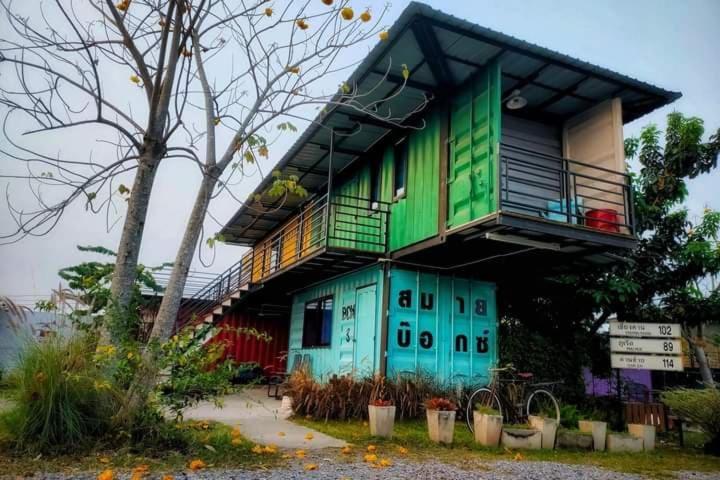 Smile Box Coffee & Resort Nong Hin Ngoại thất bức ảnh