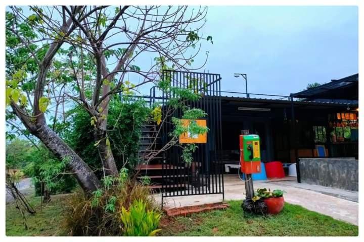 Smile Box Coffee & Resort Nong Hin Ngoại thất bức ảnh