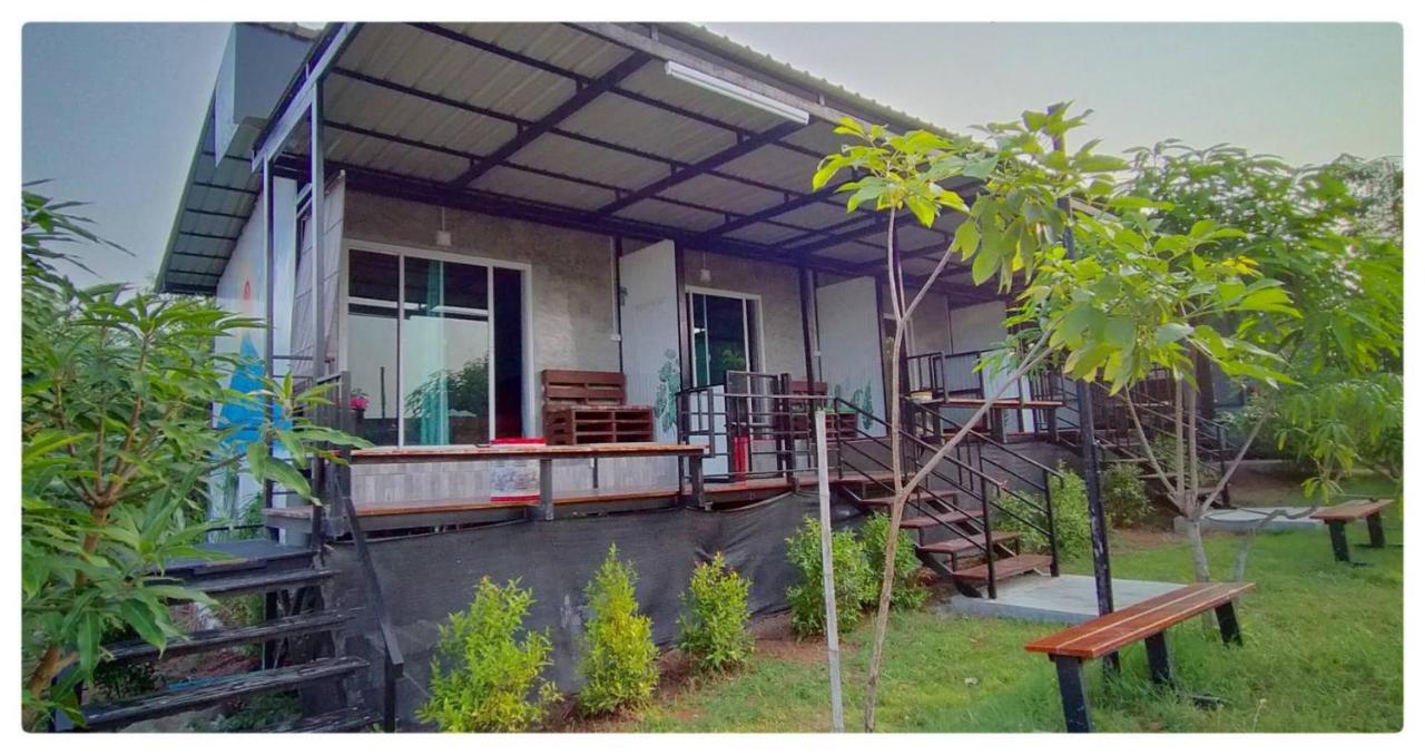 Smile Box Coffee & Resort Nong Hin Ngoại thất bức ảnh